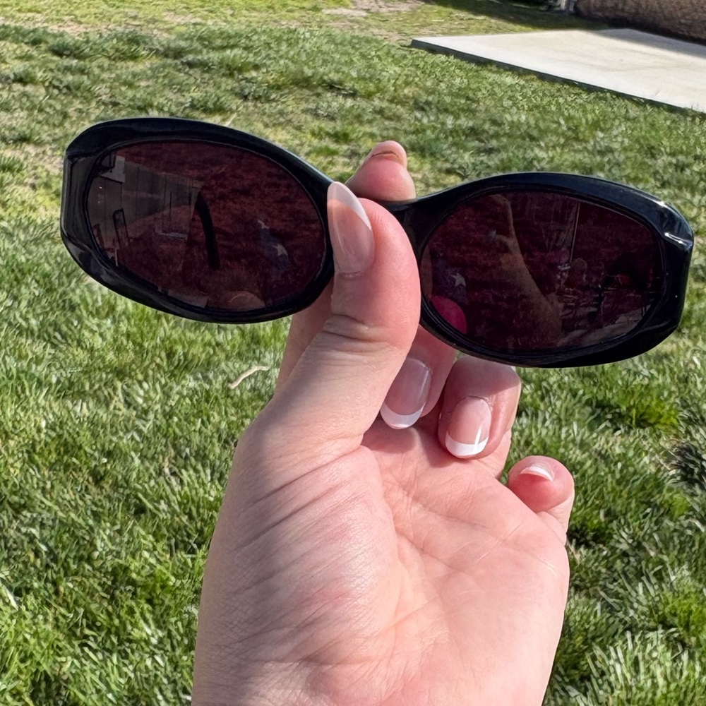 Women’s Vintage Brooks Brothers Black Gloss Polarized Sunglasses Vintage - Picture 7 of 7